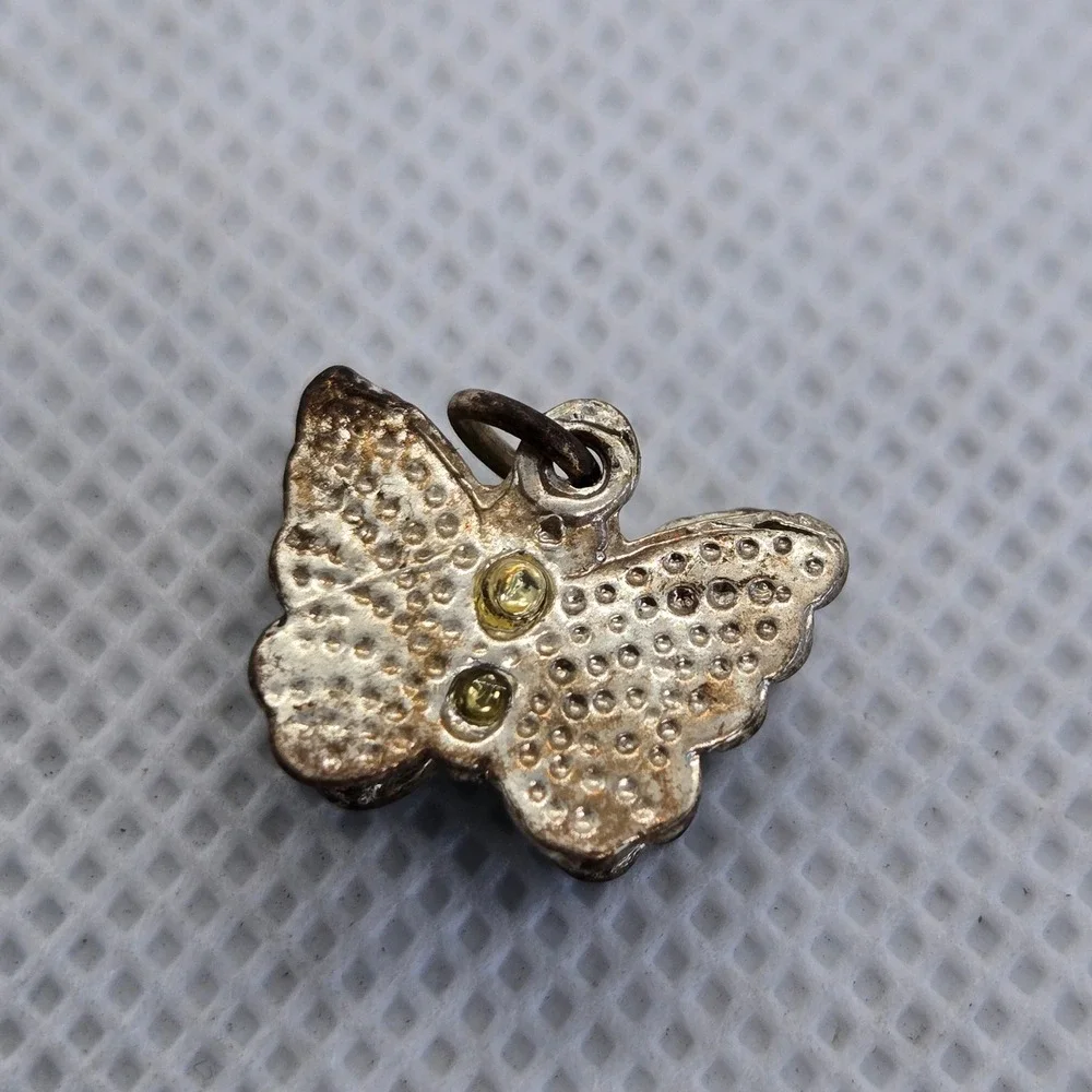Unbranded stippled textured